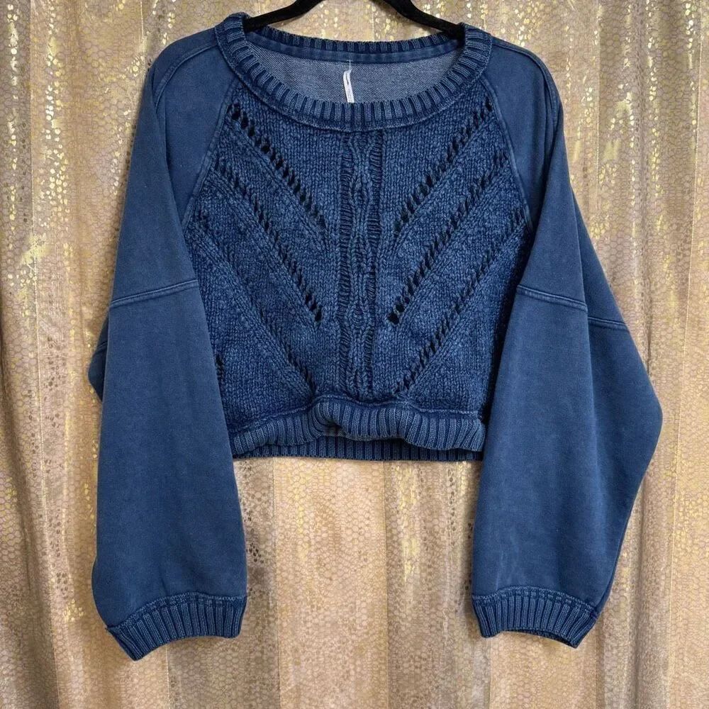 Free People Navy Blue Sweetness Sweatshirt Cropped Knit Slouchy Large